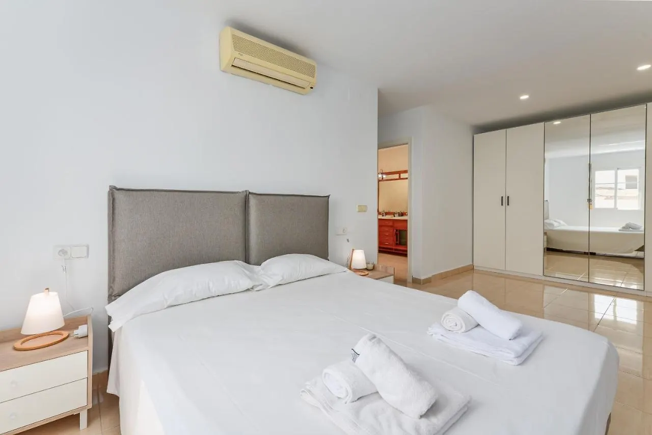 Duquesa Regent 2435 Wonderful Seaviews Duplex Apartment Manilva 0*,  Spain